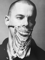 Alexander McQueen photo #