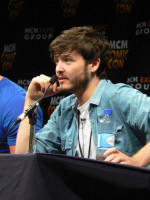 Alexander Vlahos photo #