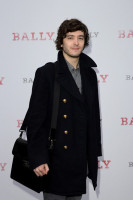 Alexander Vlahos photo #