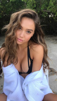 Alexis Ren photo #