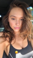 Alexis Ren photo #