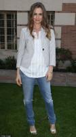 Alicia Silverstone photo #