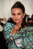 Alicia Vikander photo #