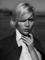 Aline Weber pic #1333179