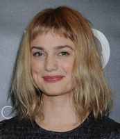 Alison Sudol photo #