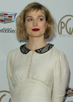 Alison Sudol photo #