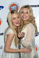 Aly and Aj pic #462314