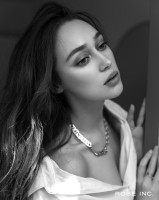 Alycia Debnam Carey photo #