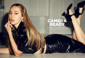 Alycia Debnam Carey photo #