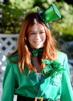 Alyson Hannigan photo #