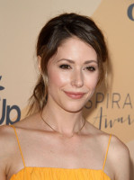 Amanda Crew photo #