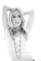 Amanda Schull photo #