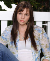 Amber Tamblyn photo #