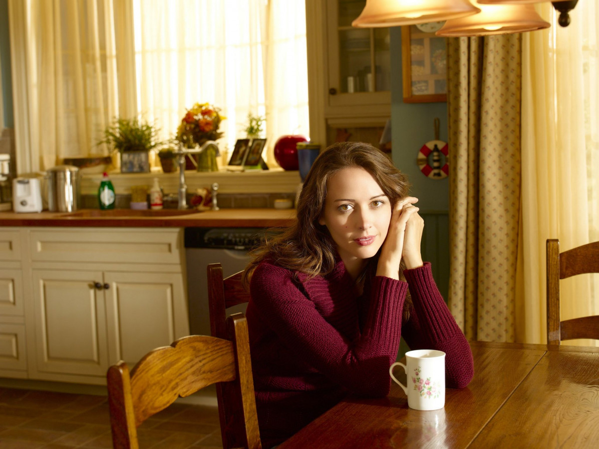 Amy Acker: pic #229686