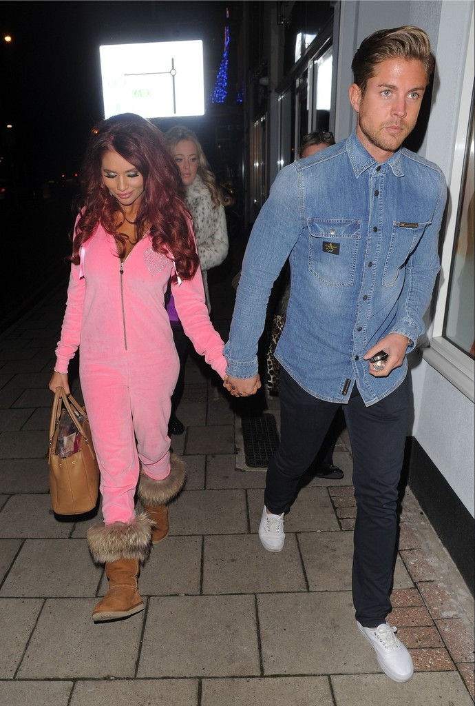 Amy Childs: pic #559935
