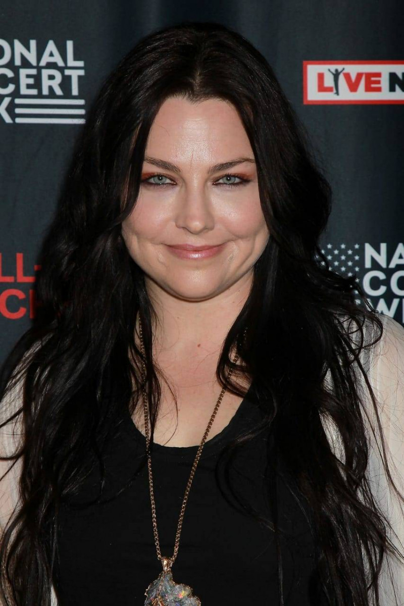 Amy Lee: pic #1036713