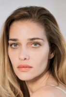 Ana Beatriz Barros photo #