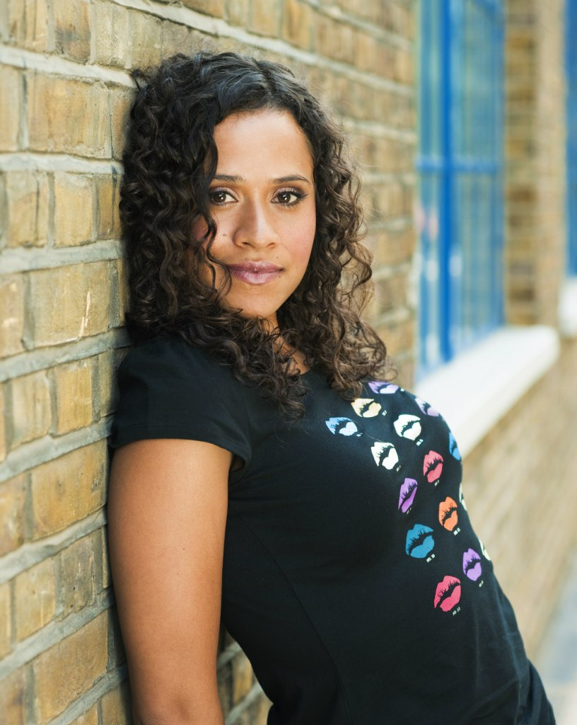 Angel Coulby: pic #596344