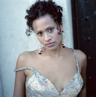 Angel Coulby photo #