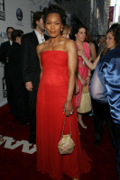 Angela Bassett photo #