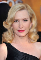 Angela Kinsey photo #