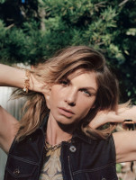 Angela Lindvall photo #