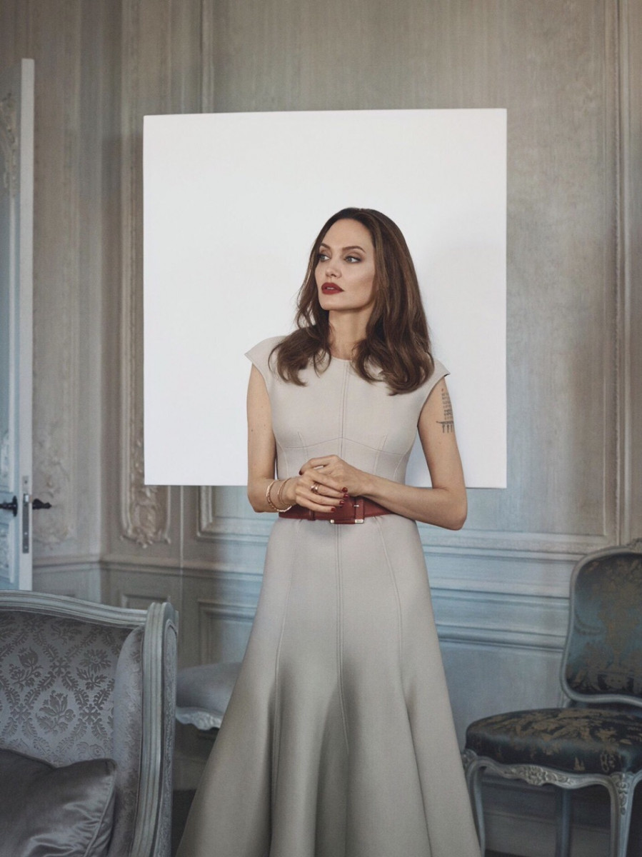 Angelina Jolie: pic #1181675