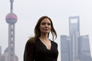 Angelina Jolie pic #708902