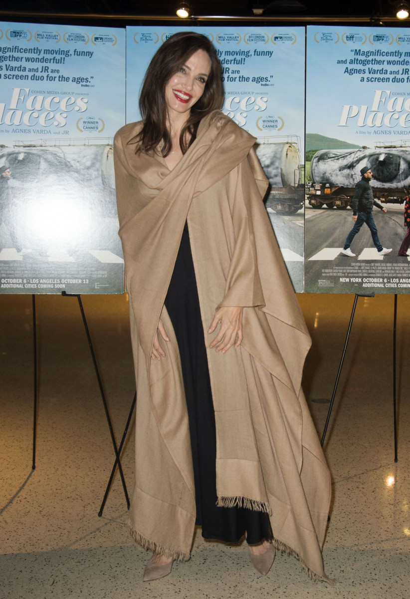 Angelina Jolie: pic #971020