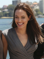 Angelina Jolie pic #743755