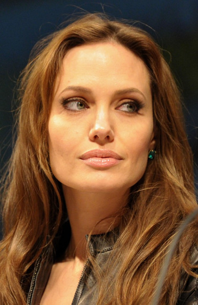 Angelina Jolie: pic #415077