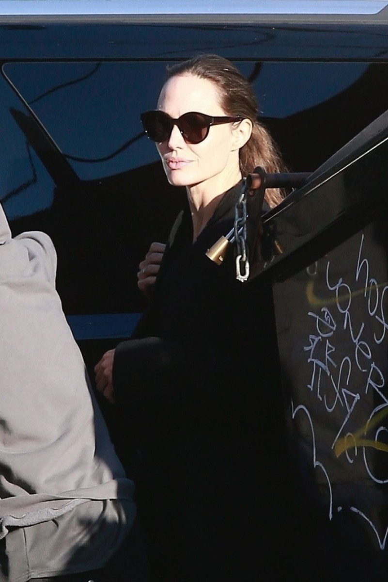 Angelina Jolie: pic #1065911