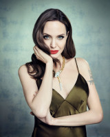 Angelina Jolie photo #