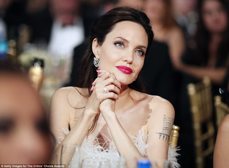 Angelina Jolie: pic #997877