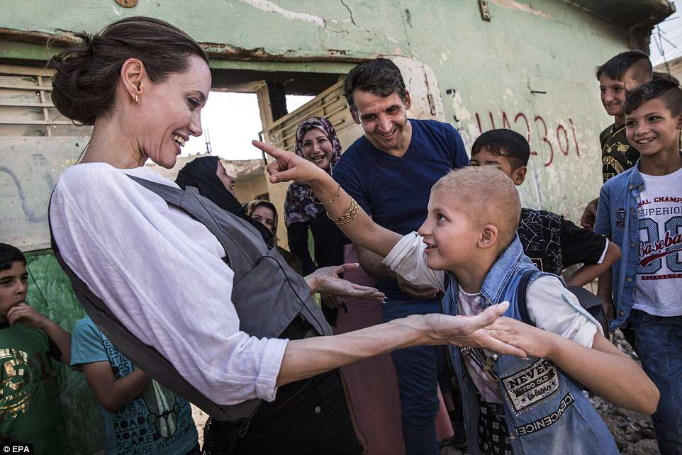 Angelina Jolie: pic #1044925