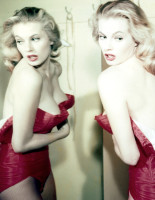 Anita Ekberg photo #