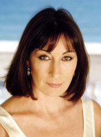 Anjelica Huston photo #