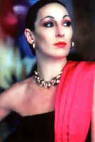 Anjelica Huston photo #