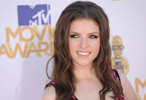 Anna Kendrick photo #