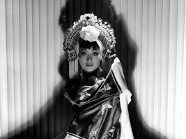 Anna May Wong photo #