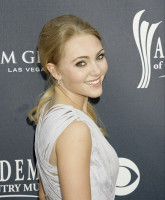 AnnaSophia Robb photo #