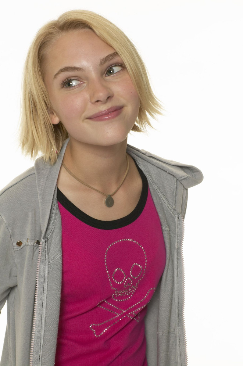 AnnaSophia Robb: pic #240942