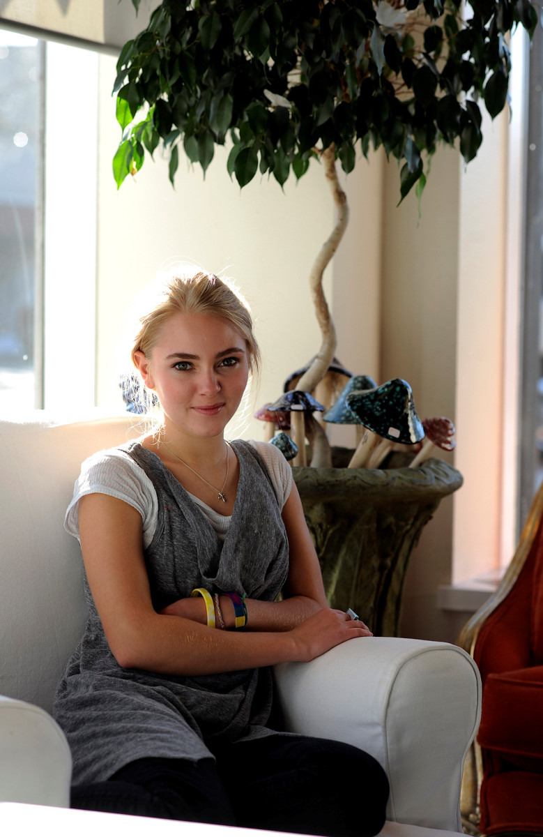 AnnaSophia Robb: pic #234045