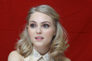 AnnaSophia Robb photo #