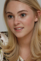 AnnaSophia Robb photo #