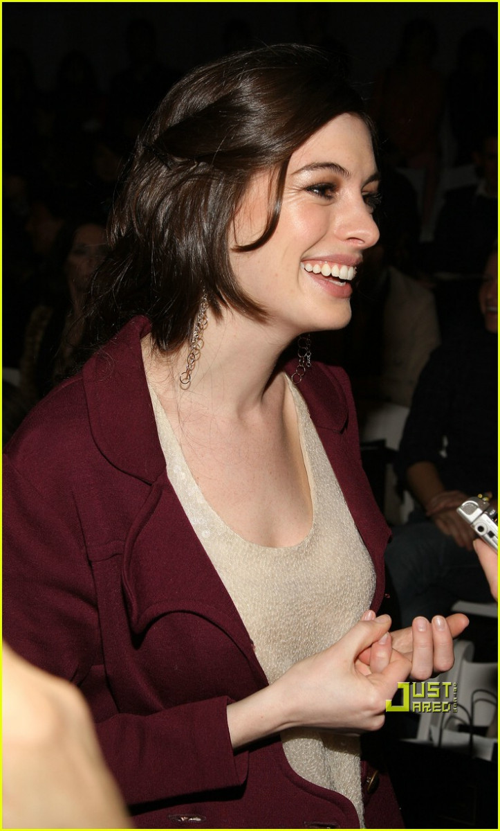 Anne Hathaway: pic #136351