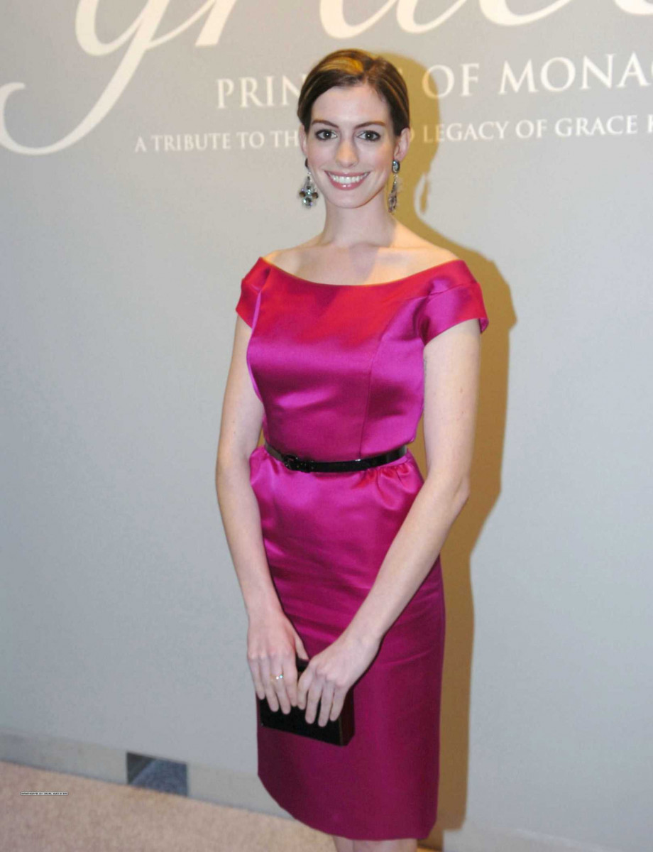 Anne Hathaway: pic #191122