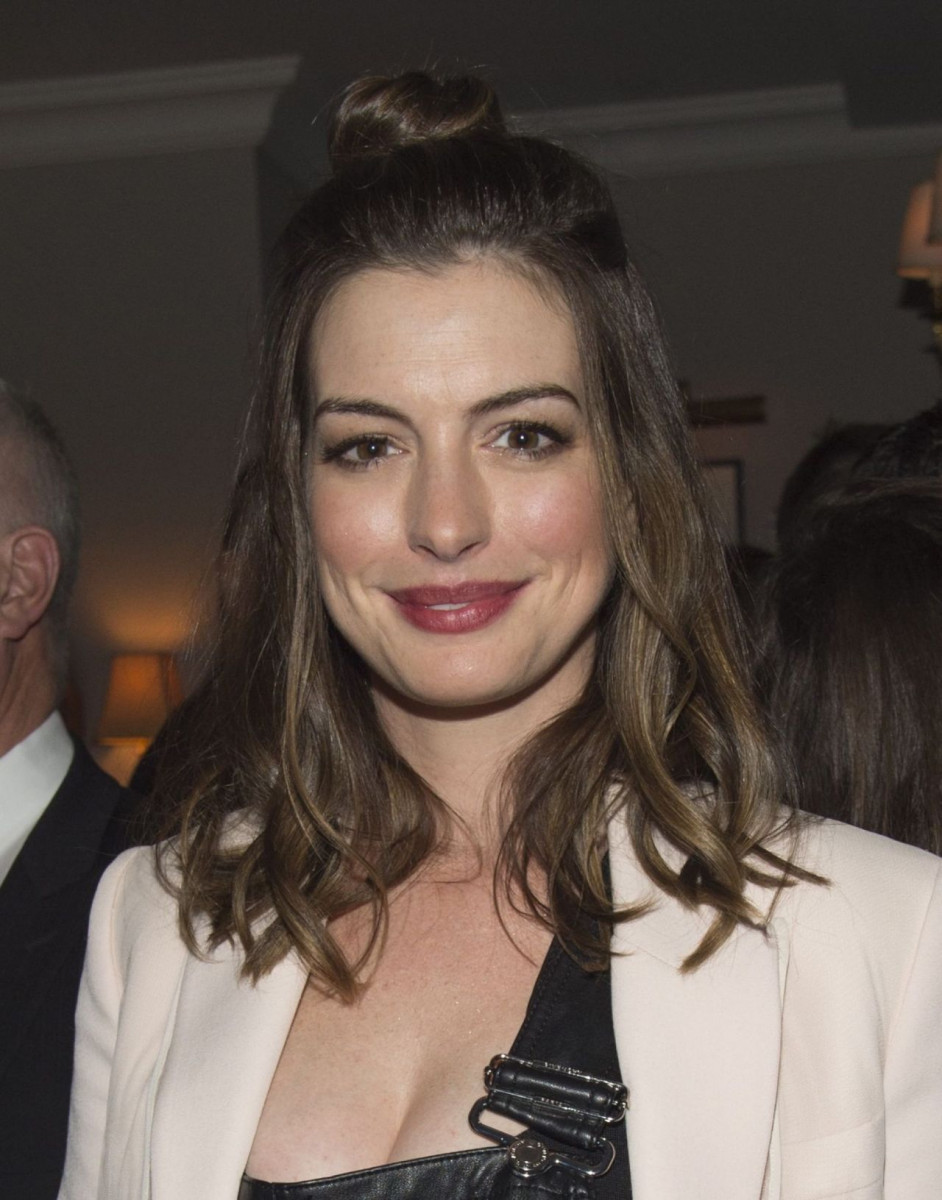 Anne Hathaway: pic #876646