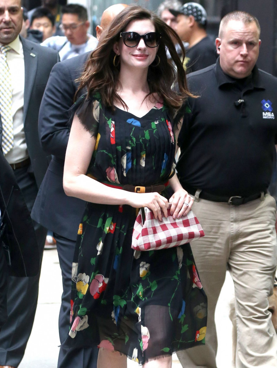 Anne Hathaway: pic #925468
