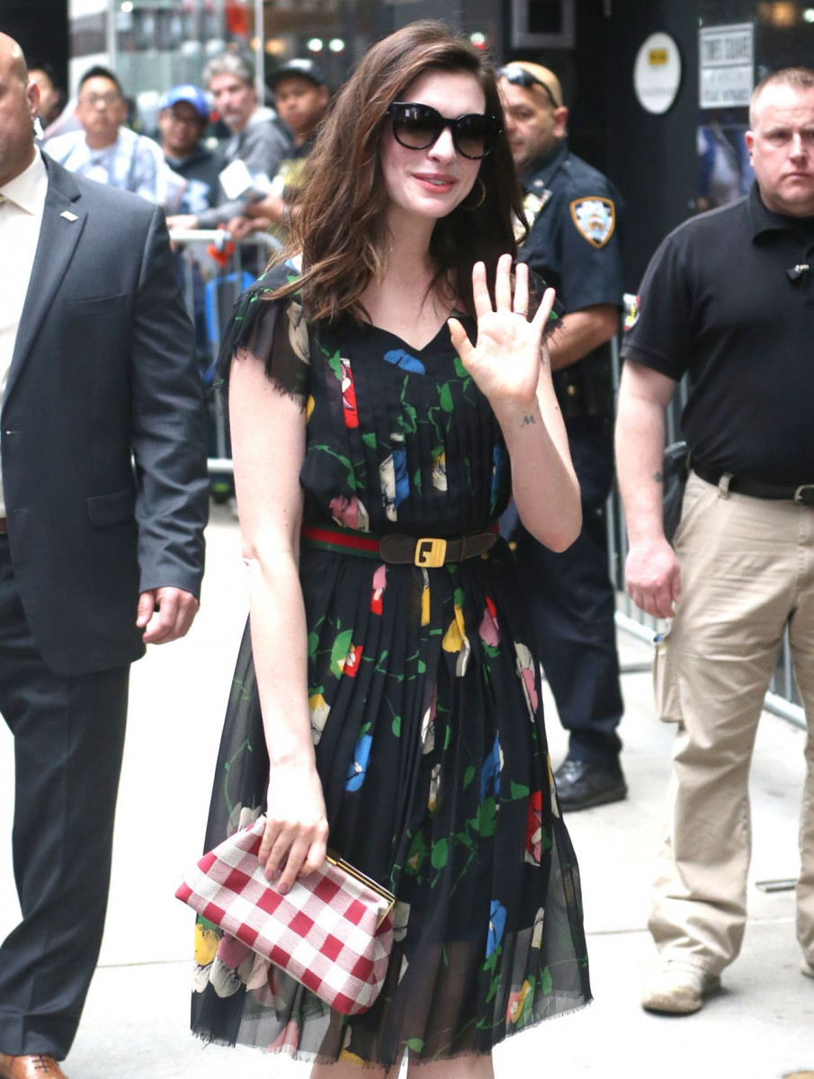 Anne Hathaway: pic #925464